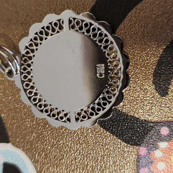 π vintage Las Vegas charm - Picture 3 of 4